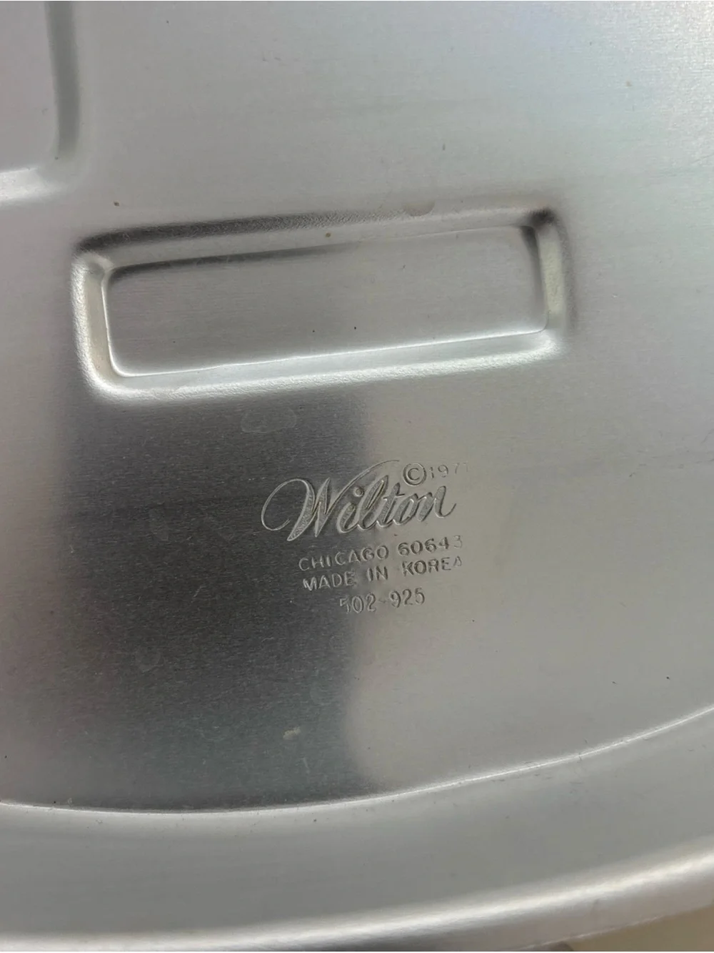 1974 Wilton Guitar Aluminum 3-D Birthday Cake Pan With Pieces & Box! Never Used
